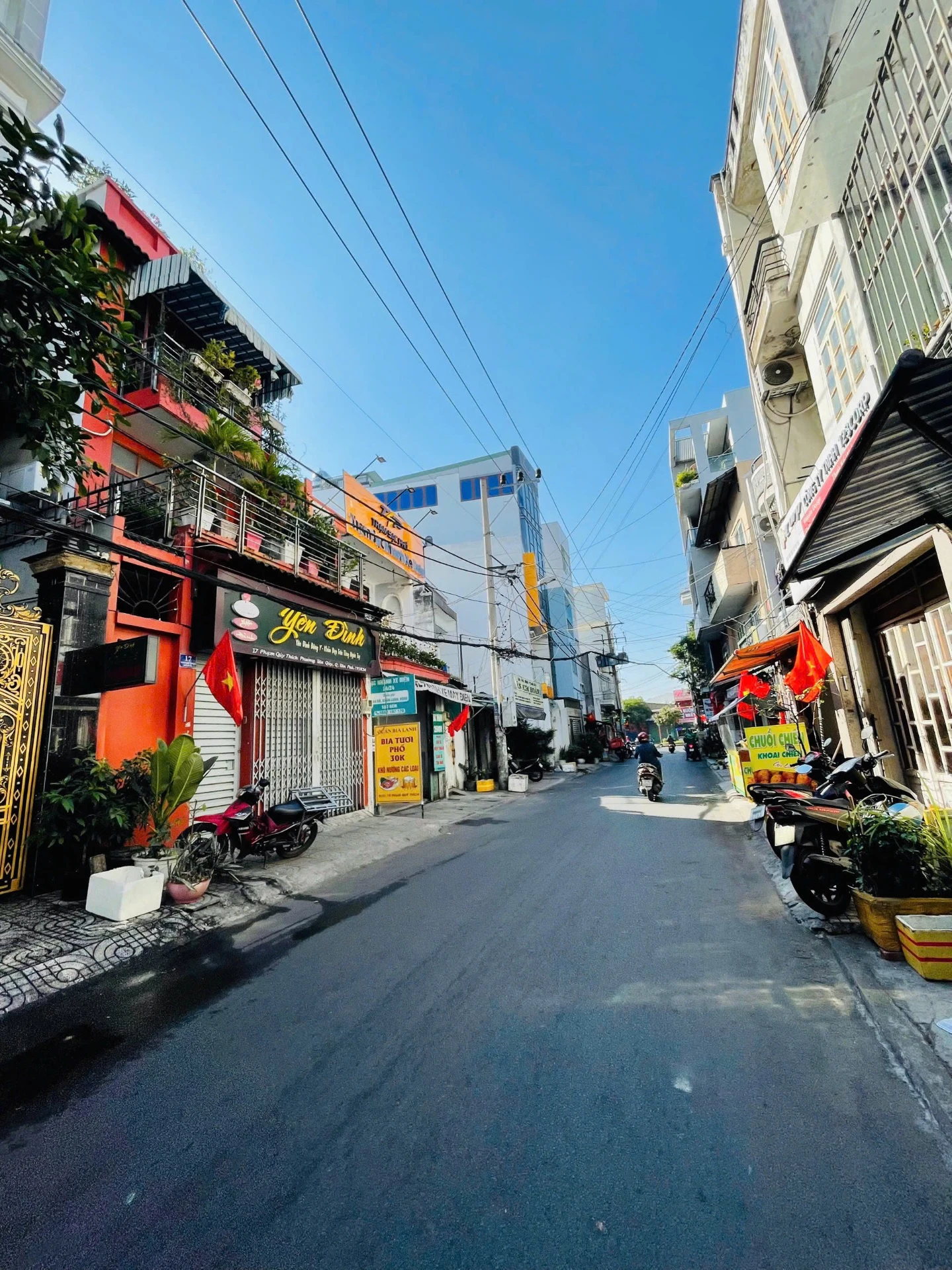 HẠ!! BIỆT THỰ — NGAY CHỢ TÂN HƯƠNG DT: 7.5x21M ( 3 LẦU ST) — ảnh 2