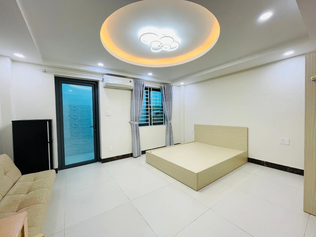 Cho thuê căn hộ Nguyễn Xí Bình Thạnh, không gian rộng rãi, gần Hàng Xanh — ảnh 2