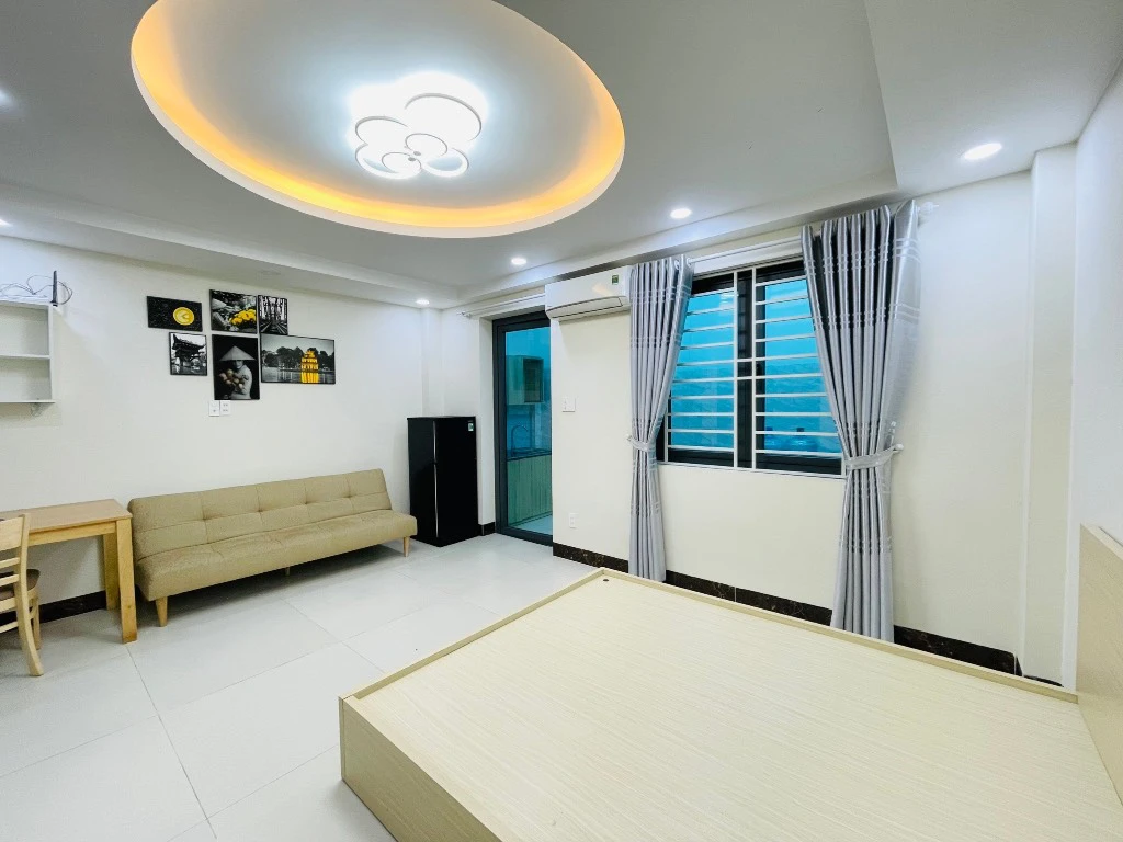 Cho thuê căn hộ Nguyễn Xí Bình Thạnh, không gian rộng rãi, gần Hàng Xanh — ảnh 3