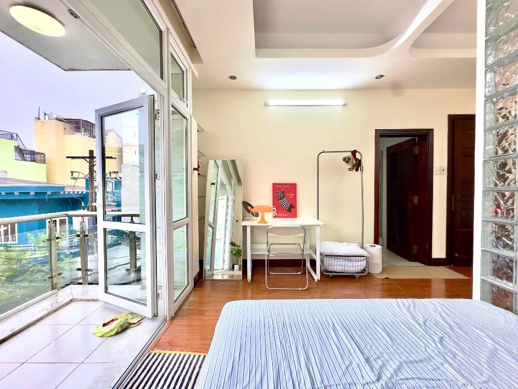 CHO THUÊ CĂN HỘ TRẦN BÌNH TRỌNG BÌNH THẠNH, CỬA SỔ LỚN ÁNH SÁNG TỰ NHIÊN TẠI, GẦN QUẬN 1 — ảnh 3