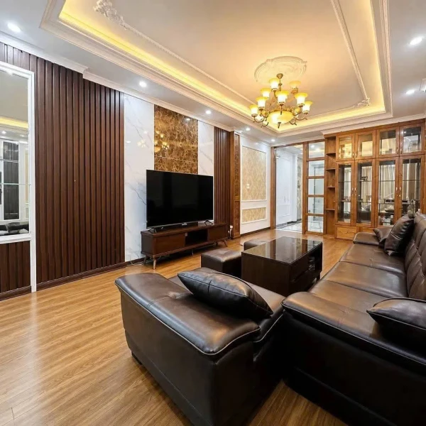 Cho thuê Nguyễn Ngọc Nại, Thanh Xuân, nhà mới xây, thang máy, full đồ 40m x 7 tầng, giá 25tr