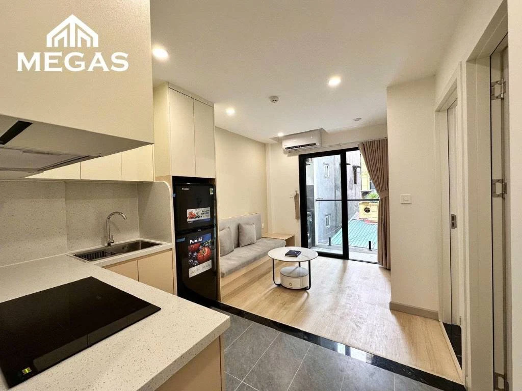 CHO THUÊ CĂN HỘ Ở NGUYỄN KHANG, CẦU GIẤY, 2N1K ,BAN CÔNG THOÁNG MỚI TINH — ảnh 1