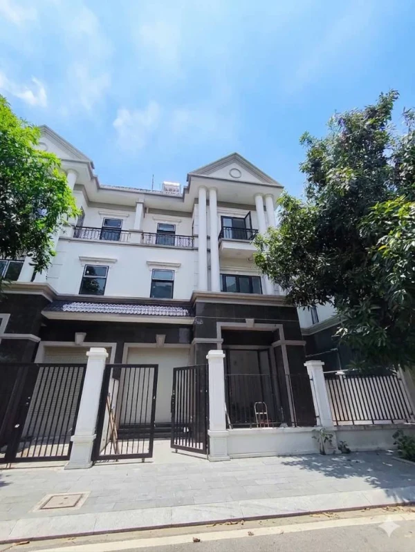 CHO THUÊ BIỆT THỰ MIPEC KIẾN HƯNG, 150M2 VỪA Ở VỪA LÀM VĂN PHÒNG HOẶC KHO CHỈ 25.5 TRIỆU