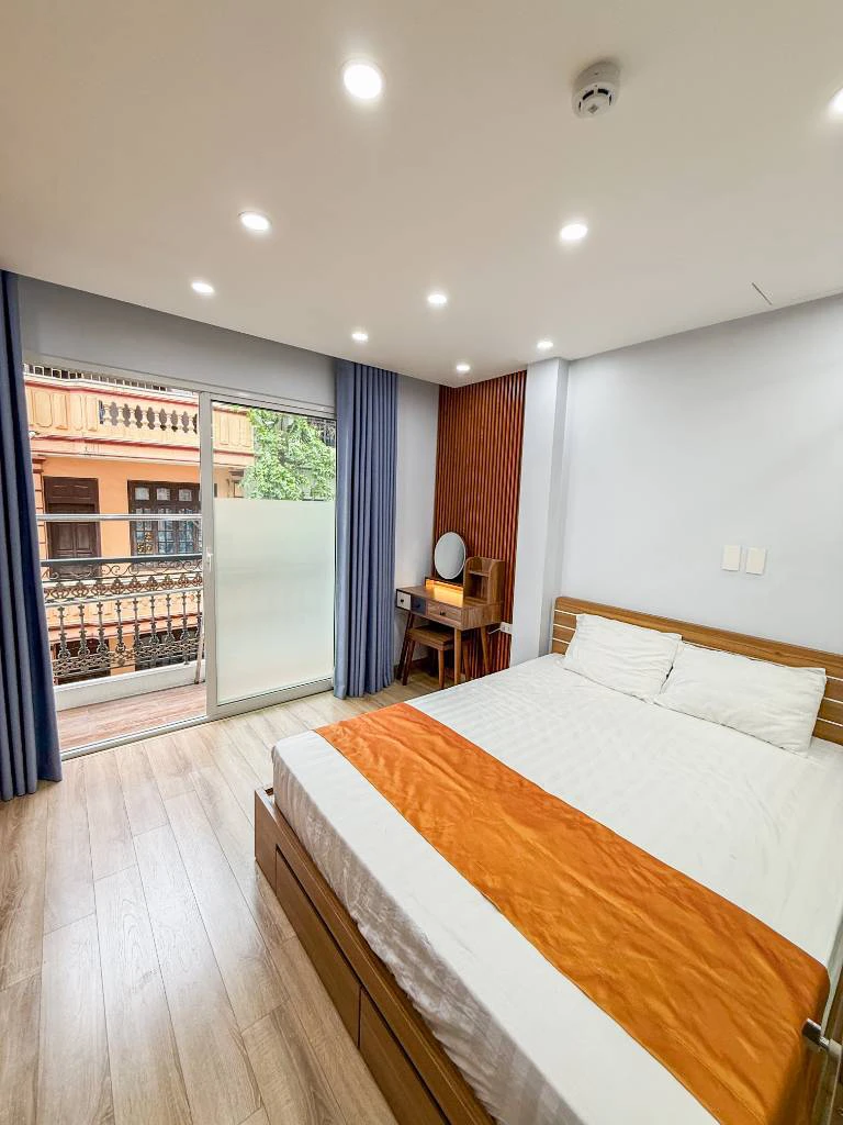 Cho thuê căn hộ Vũ Thạnh Đống Đa, nội thất hiện đại, 48m2 1PK 1PN ban công rộng, ô tô đỗ cửa — ảnh 3