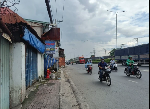 SIÊU PHẨM 7.000M2 MẶT TIỀN QUỐC LỘ 1A – DÒNG TIỀN 250TR/THÁNG