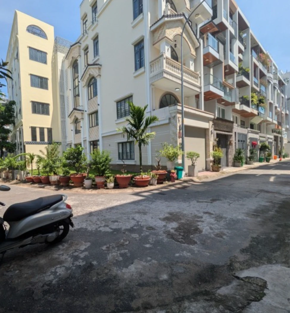 NHÀ 5 TẦNG KHU ĐỒNG BỘ VIP – HẺM 6M CÓ LỀ – ĐỐI DIỆN CÔNG VIÊN – FULL NỘI THẤT — ảnh 3