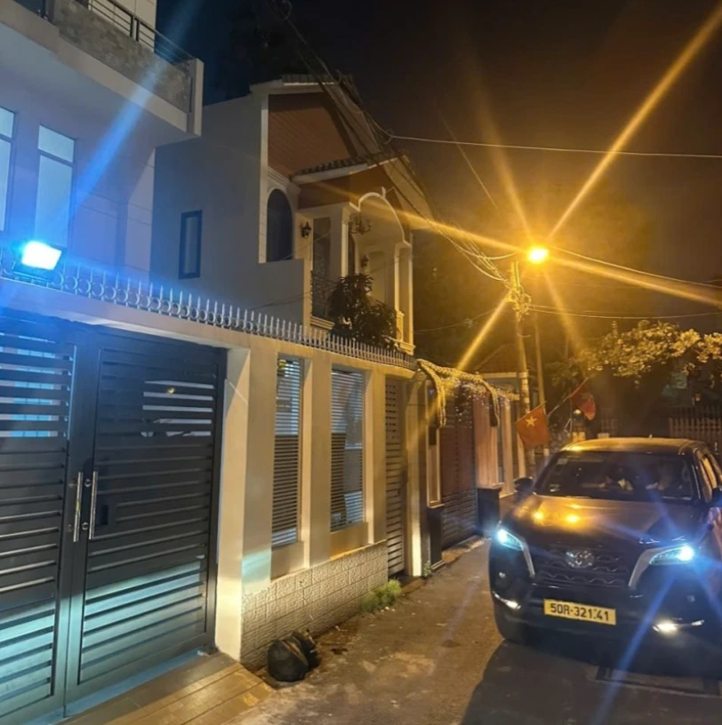 SIÊU Mỹ phẩm DÒNG TIỀN BÌNH QUỚI – BÌNH THẠNH DT LỚN 12×24,5M – 3 TẦNG BTCT – GARA Ô TÔ RỘNG – KHAI THÁC 15 PHÒNG — ảnh 4