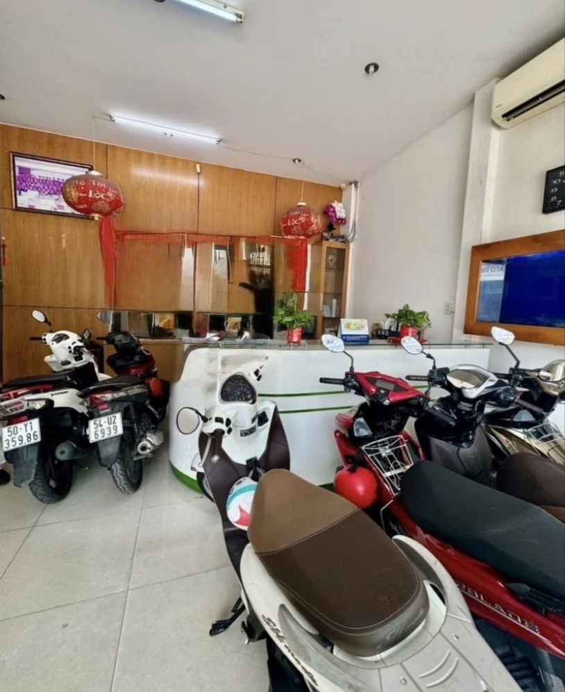 V.I.P – MẶT TIỀN KINH ĐOÀN ĐƯỜNG 16M SÁT HÒA BÌNH, GIÁP TÂN BÌNH ĐẦM SEN – DIỆN TÍCH KHỦNG 8 X 18 – CHO THUÊ 40 TR/TH – 22.5 TỶ — ảnh 4