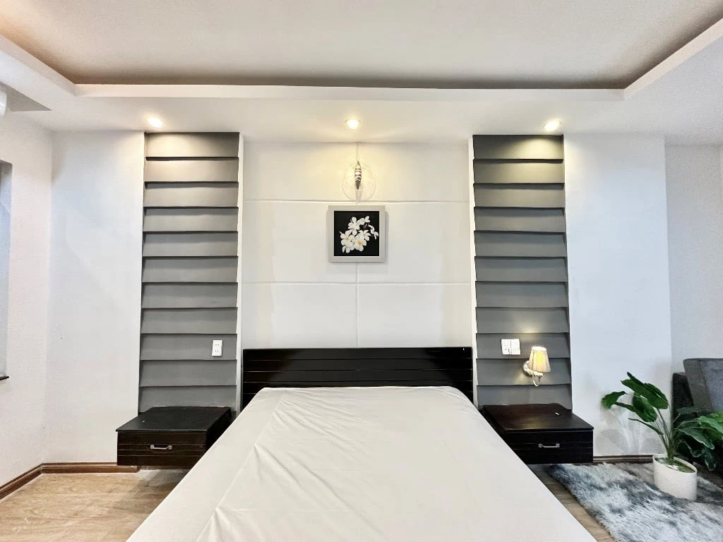 Cho thuê căn hộ đường Xô Viết Nghệ Tĩnh, Bình Thạnh, cửa sổ lớn gần Hàng Xanh — ảnh 2