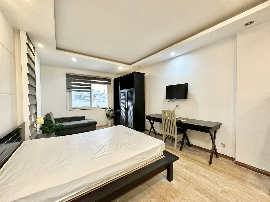 Cho thuê căn hộ đường Xô Viết Nghệ Tĩnh, Bình Thạnh, cửa sổ lớn gần Hàng Xanh — ảnh 4