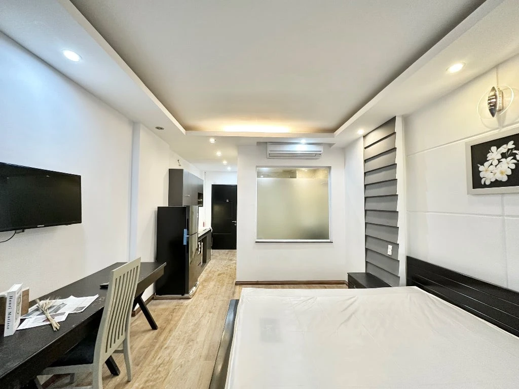 Cho thuê căn hộ đường Xô Viết Nghệ Tĩnh, Bình Thạnh, cửa sổ lớn gần Hàng Xanh — ảnh 7