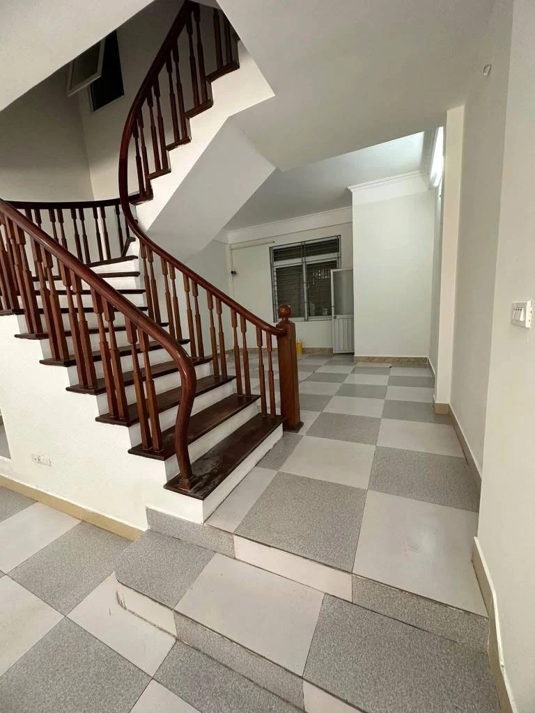 Cho thuê nhà ngõ 192 Lê Trọng Tấn, Thanh Xuân, 70m x 5 tầng 7phòng ngủ, giá 17 triệu — ảnh 3