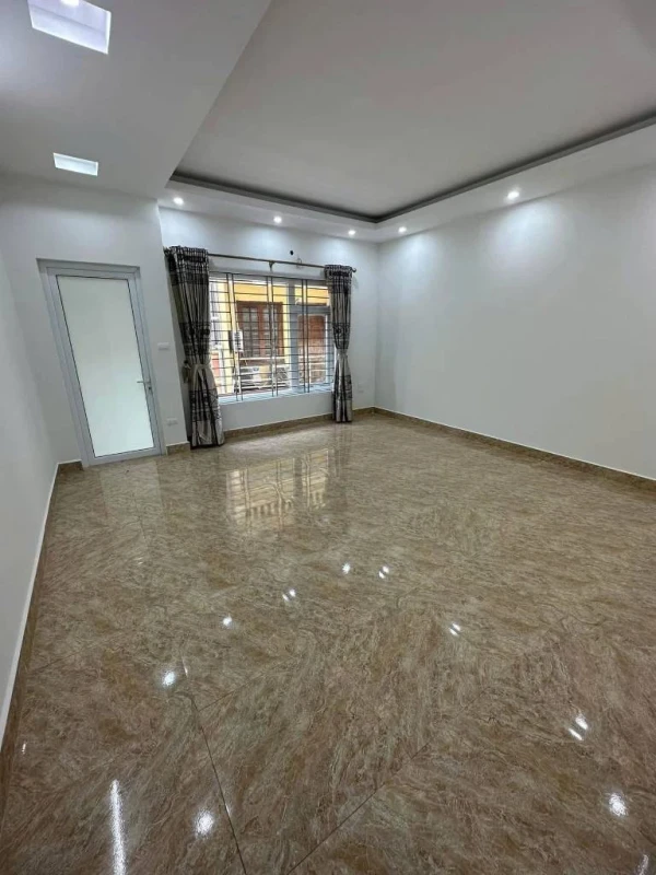 Cho thuê nhà ngõ 192 Lê Trọng Tấn, Thanh Xuân, 70m x 5 tầng 7phòng ngủ, giá 17 triệu