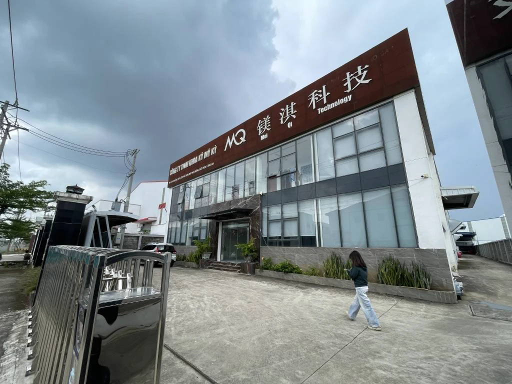 Bán nhà xưởng Đức Hoà Đông Long An, dt đất 3000m2, có văn phòng, sổ hoàn công đủ, 33 tỷ — ảnh 1