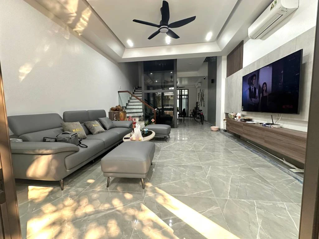Cho thuê nhà Hoàng Huy Mall Kênh Dương, Hải Phòng, dt 78m2 full nội thất giá 30 triệu — ảnh 1