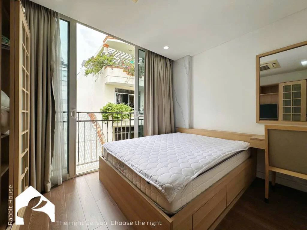 Cho thuê căn hộ chung cư Trần Thái Tông, Cầu Giấy, 80m2 tiện nghi đủ, giá 10.5 triệu/tháng — ảnh 4