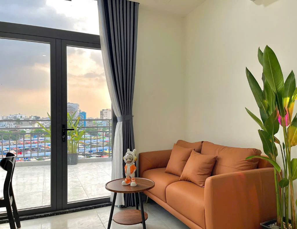 CHO THUÊ CĂN HỘ QUỐC LỘ 13, BÌNH THẠNH, BAN CÔNG RỘNG, VIEW THOÁNG CỰC ĐỈNH — ảnh 2