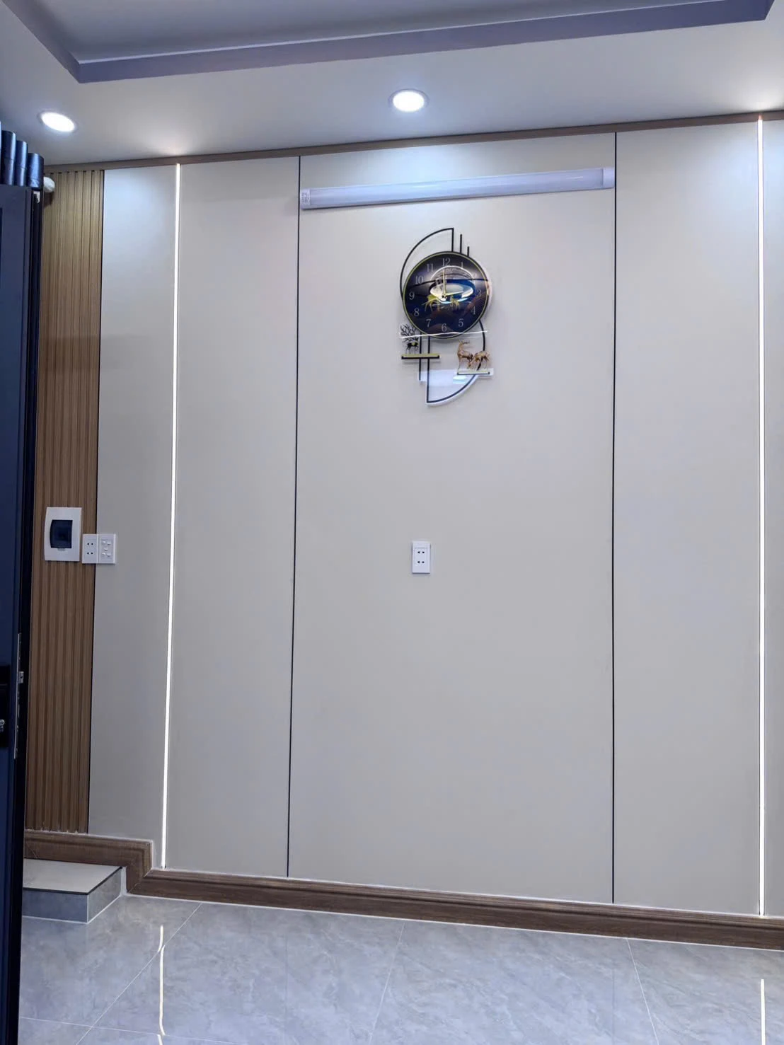 NHÀ ĐẸP HẺM 5M THÔNG – ĐƯỜNG TỈNH LỘ 10 Giá chỉ 5 TỶ THƯƠNG LƯỢNG — ảnh 2