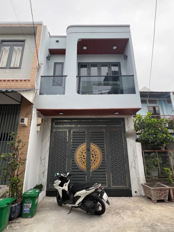 NHÀ ĐẸP HẺM 5M THÔNG – ĐƯỜNG TỈNH LỘ 10 Giá chỉ 5 TỶ THƯƠNG LƯỢNG