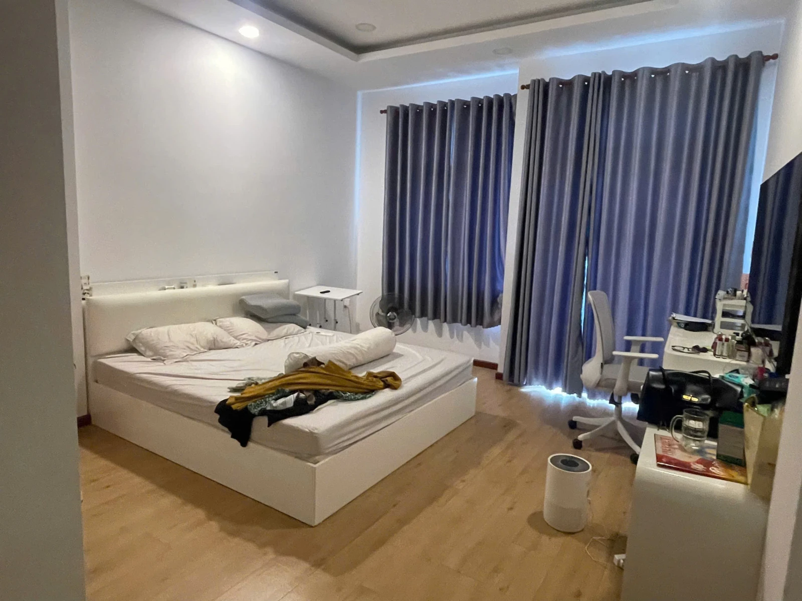 Mặt Tiền Nội Bộ 10M HOÀNG NGỌC PHÁCH – PHÚ THỌ HÒA ( 4x20m, Nở Hậu 4.3m 3.5 Tấm mới ) Cho Thuê 18Tr — ảnh 1
