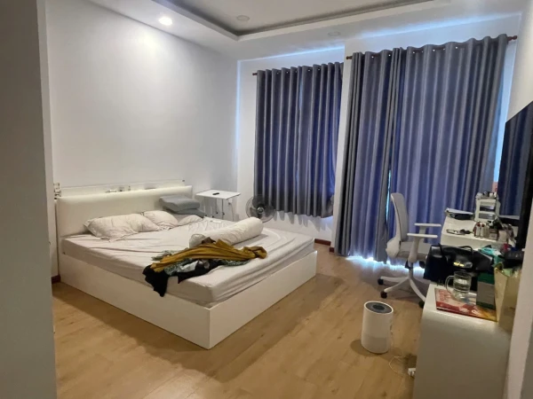 Mặt Tiền Nội Bộ 10M HOÀNG NGỌC PHÁCH – PHÚ THỌ HÒA ( 4x20m, Nở Hậu 4.3m 3.5 Tấm mới ) Cho Thuê 18Tr