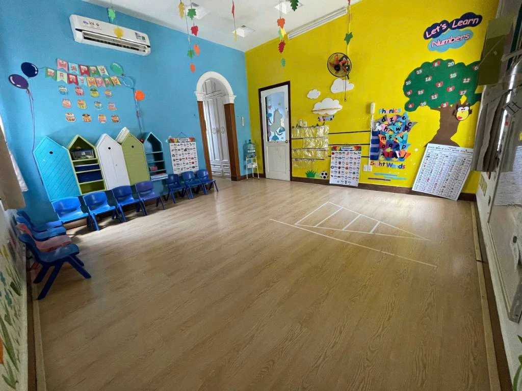 Cho thuê biệt thự 15A Lê Thước, Thảo Điền Quận 2, DT 20x25m hầm trệt 2 lầu — ảnh 3