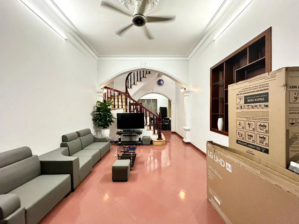 Cho thuê nhà Lạc Long Quân, Tây Hồ, 65m2 đầy đủ tiện nghi, giá 16 triệu/tháng — ảnh 2
