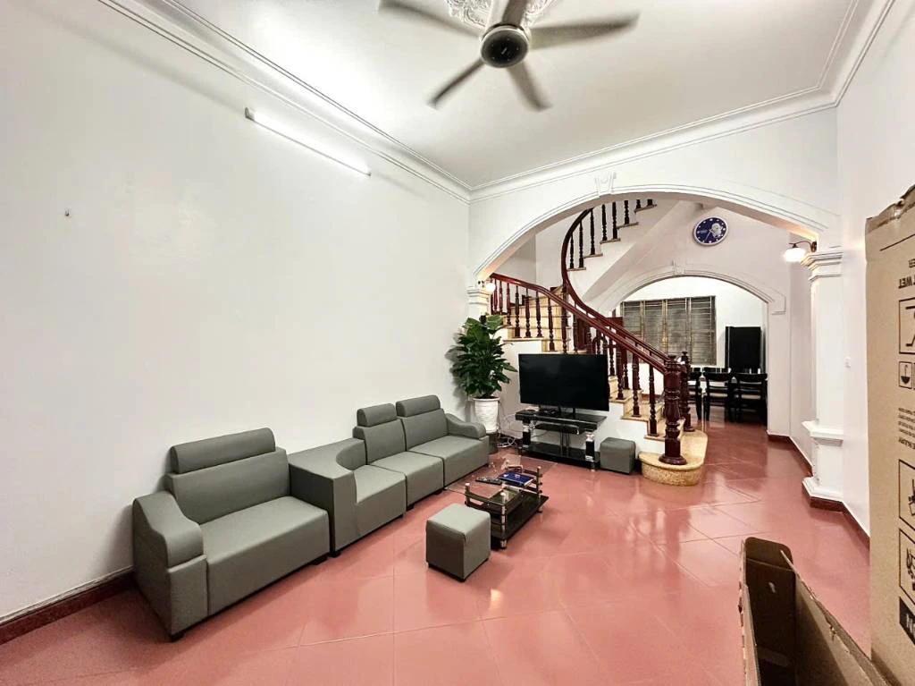 Cho thuê nhà Lạc Long Quân, Tây Hồ, 65m2 đầy đủ tiện nghi, giá 16 triệu/tháng — ảnh 3