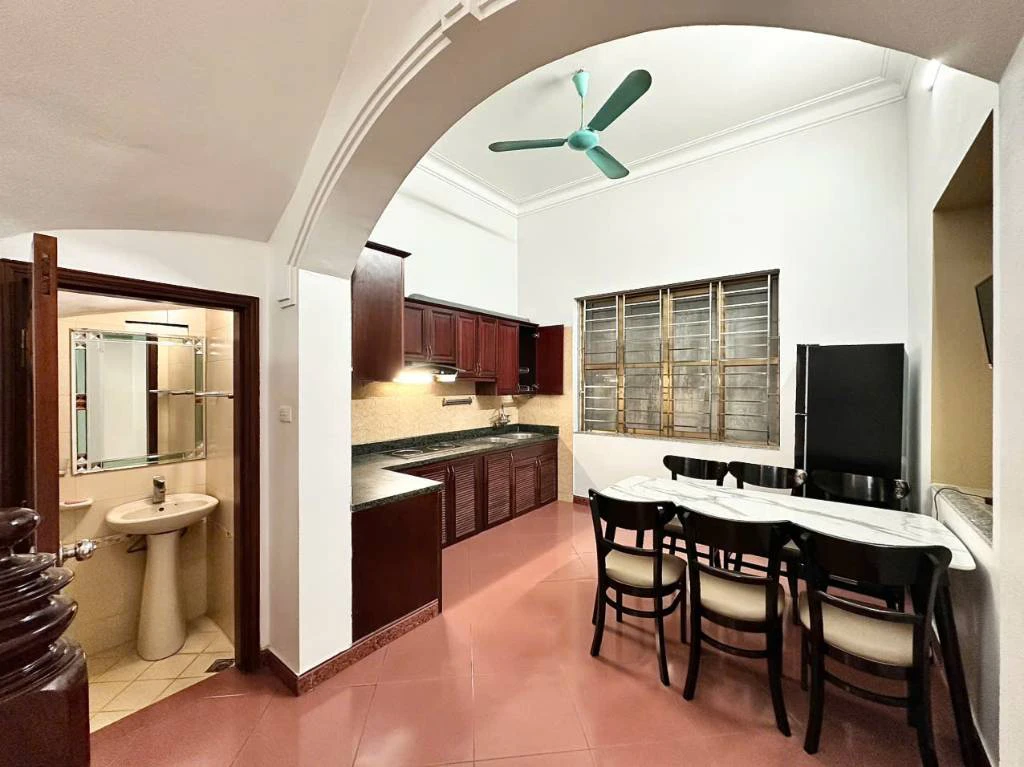 Cho thuê nhà Lạc Long Quân, Tây Hồ, 65m2 đầy đủ tiện nghi, giá 16 triệu/tháng — ảnh 6