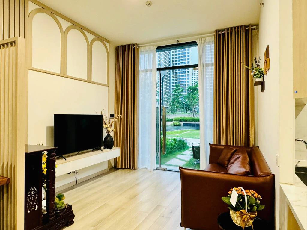 Cho thuê căn shophouse duplex Vinhomes Grand Park, 2 tầng, full nội thất, sân vườn — ảnh 2