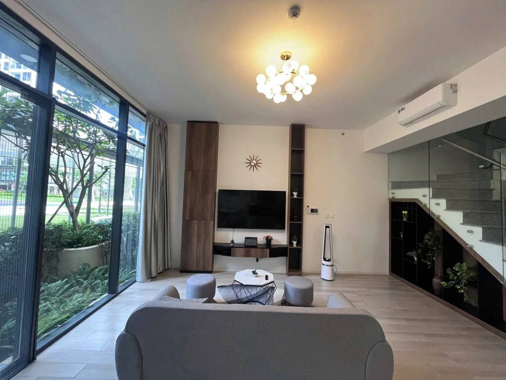 Cho thuê căn shophouse duplex Vinhomes Grand Park, 2 tầng, full nội thất, sân vườn — ảnh 5