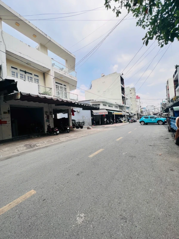 MTKD PHÚ THỌ HOÀ – LHU CHỢ VẢI DT: 6x17M ( cấp 4 ) 15 TỶ TL