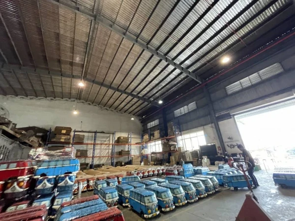 Cho thuê kho xưởng tại Cụm CN Hoàng Gia, Đức Hòa, Long An, DT 2000m2, có VP, điện 250KVA, giá tốt