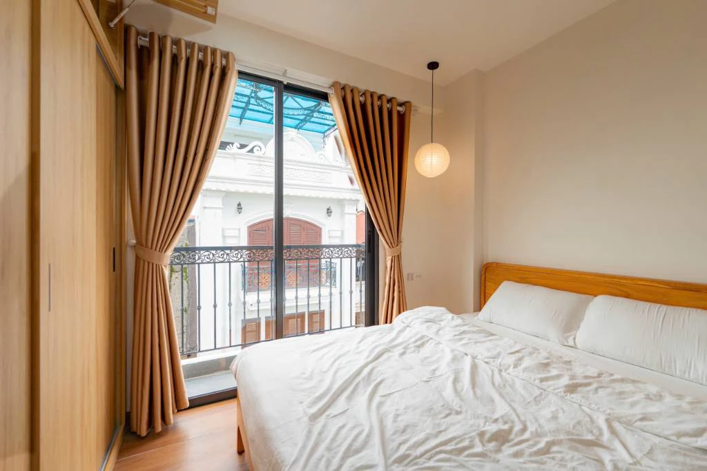 CHO THUÊ CĂN HỘ LẠC LONG QUÂN, TÂY HỒ, GIÁ 7 TRIỆU FULL NỘI THẤT GỖ XỊN, BAN CÔNG — ảnh 2