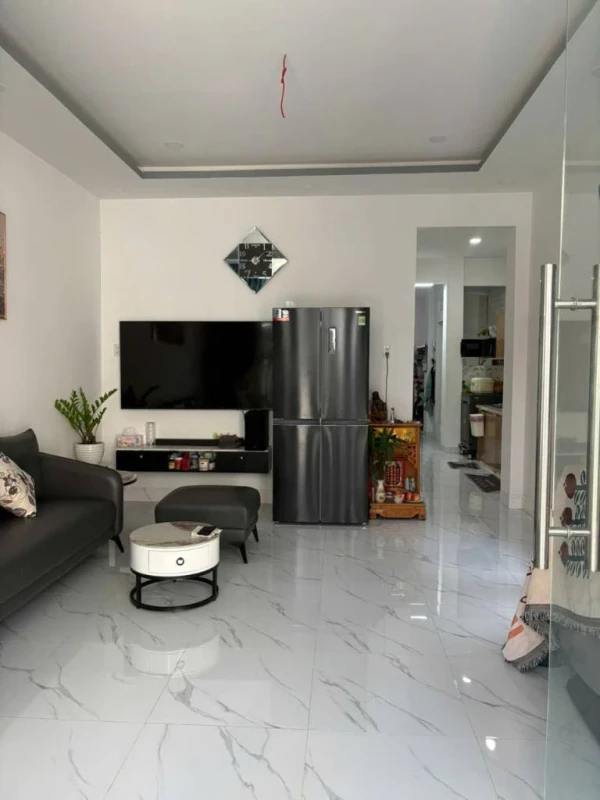 Cho thuê mặt bằng đường Đồng Nai, Nha Trang, phòng riêng biệt, góc hẻm oto, giá tốt