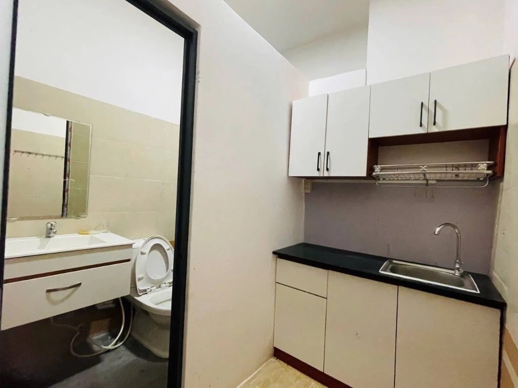 CHO THUÊ CĂN HỘ NGUYỄN CỬU VÂN, BÌNH THẠNH, BAN CÔNG LỚN GẦN HÀNG XANH — ảnh 5