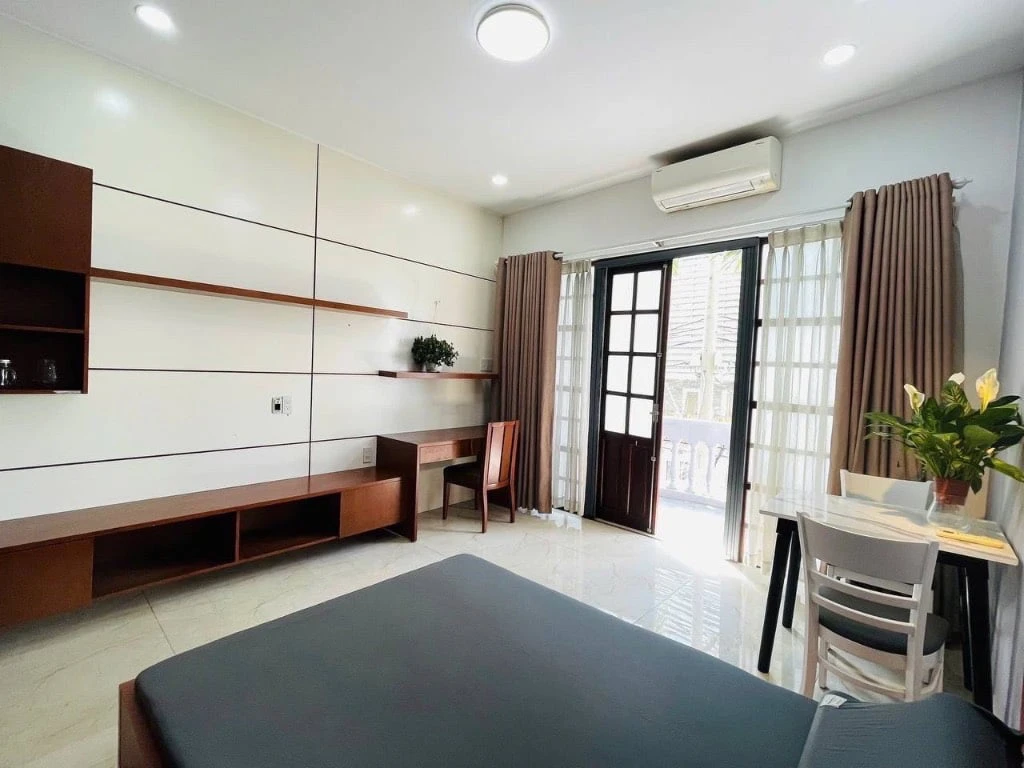 CHO THUÊ CĂN HỘ NGUYỄN CỬU VÂN, BÌNH THẠNH, BAN CÔNG LỚN GẦN HÀNG XANH — ảnh 6