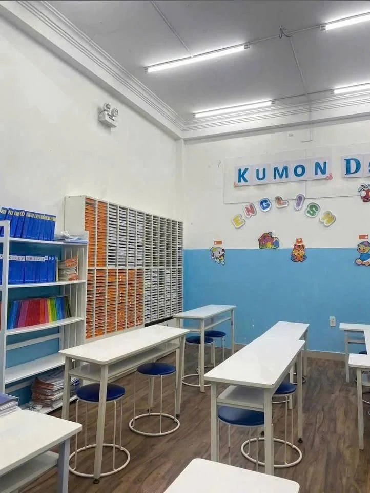 CHO THUÊ NHÀ MẶT TIỀN 198 ĐƯỜNG D5 BÌNH THẠNH, TRỆT 3 LẦU, GIÁ 70TR, HỢP LÀM VĂN PHÒNG, SHOWROOM — ảnh 2