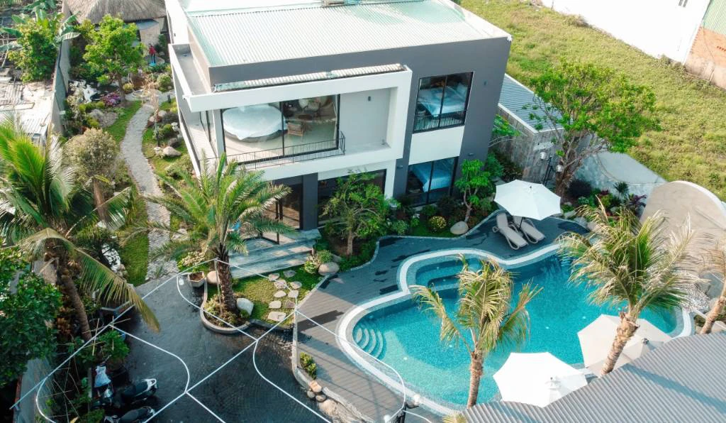Cho thuê biệt thự đường Võ Văn Hát Long Trường Thủ Đức, DT 2000m2, giá thuê 250tr — ảnh 1