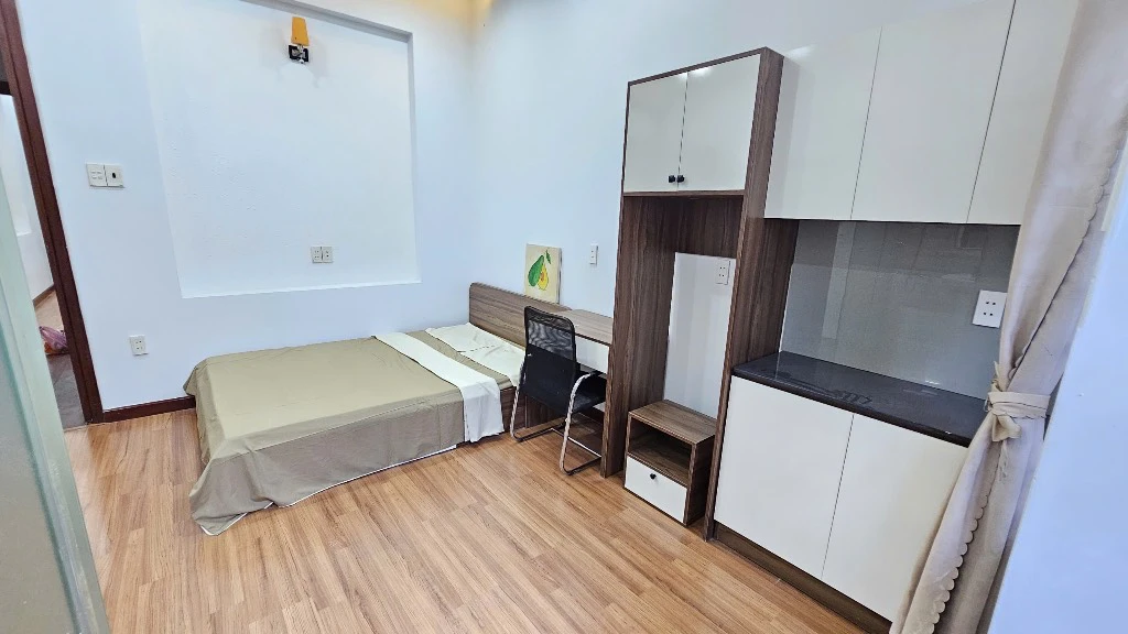 Cho thuê Phòng trọ Bùi Đình Tuý, Bình Thạnh, full nội thất có ban công — ảnh 4