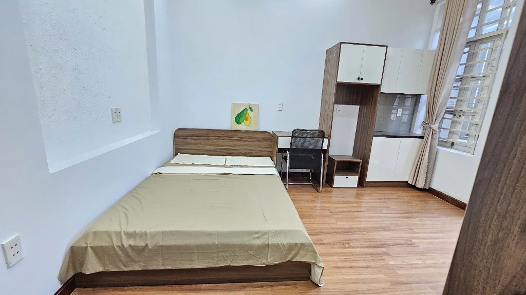 Cho thuê Phòng trọ Bùi Đình Tuý, Bình Thạnh, full nội thất có ban công — ảnh 5