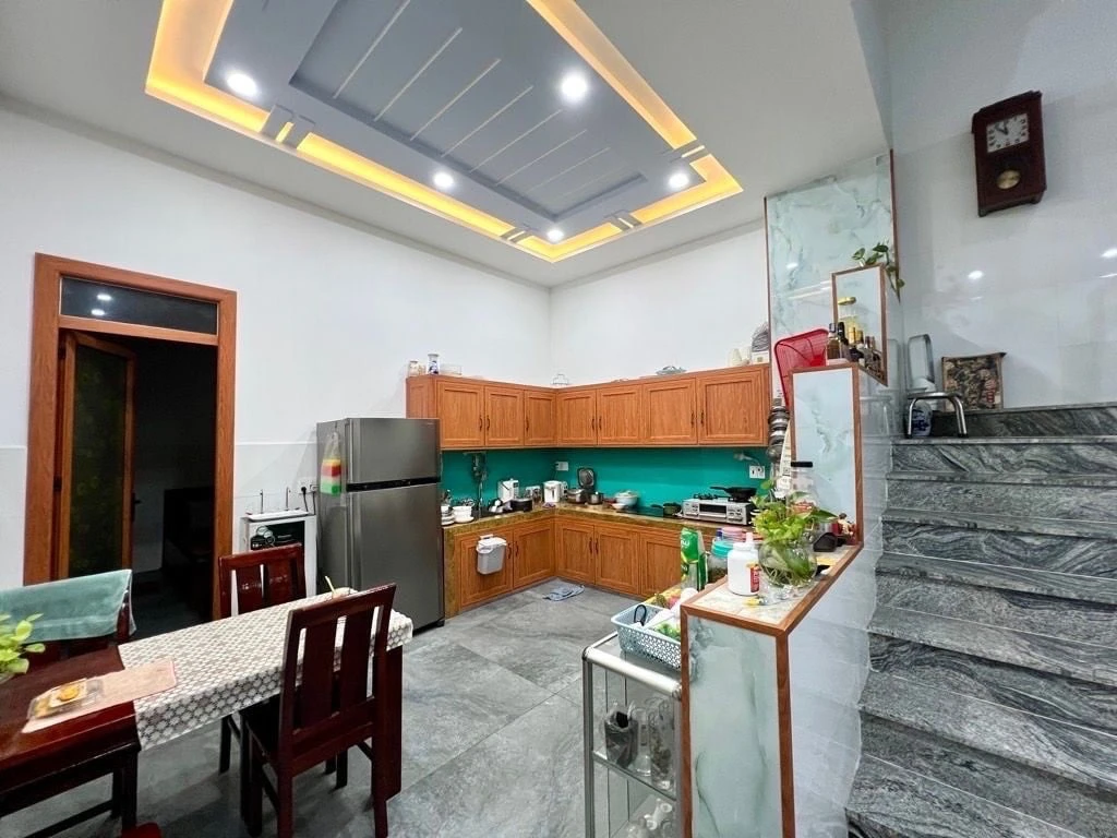 Bán nhà mặt tiền đường số 3 KDC Tân Tạo A, Bình Tân, dt 110m2, 4 Tầng 5PN, giá 10,6 tỷ — ảnh 2