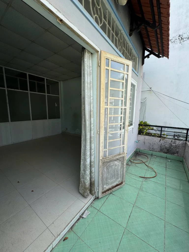 Chủ kẹt tiền, bán nhà Cách Mạng Tân Phú, DT 67m2 bank định giá 7.2 tỷ bán hơn 6 tỷ còn bớt — ảnh 2