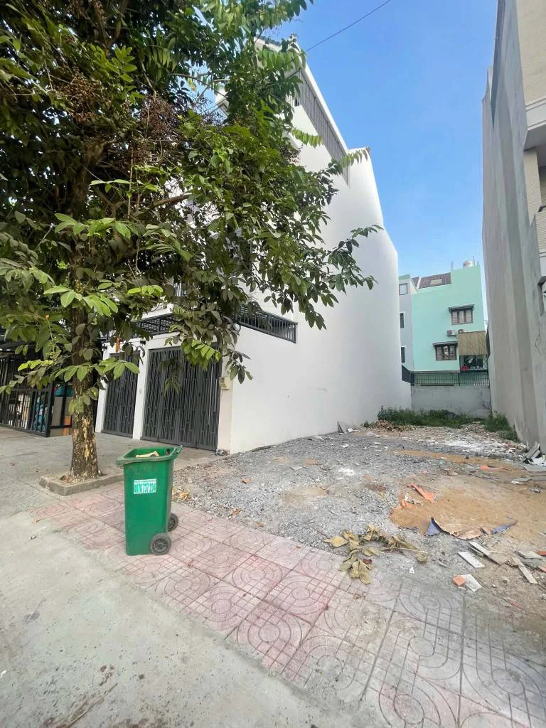 CHỦ NGỘP, BÁN GẤP LÔ ĐẤT NỀN LINH ĐÔNG, THỦ ĐỨC, 180M2 ĐẦY ĐỦ TIỆN ÍCH — ảnh 1