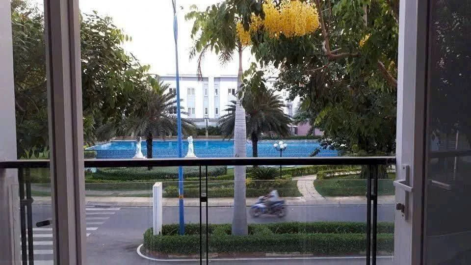 Bán nhà Mega Village Khang Điền, trục đường chính, DT 80m2 3 tầng, giá giảm sâu 600tr, chốt 9.6 tỷ — ảnh 7