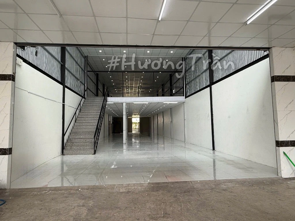 CHO THUÊ NHÀ MẶT TIỀN NGUYỄN VĂN LINH, BÌNH THỦY, 2 TẦNG 715M2 NGANG 8,2M, GIÁ 35 TRIỆU/THÁNG — ảnh 2