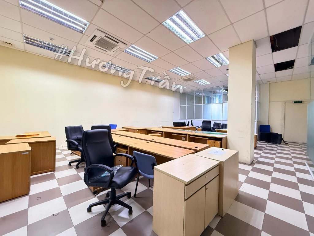 CHO THUÊ VĂN PHÒNG MẶT TIỀN TRẦN HƯNG ĐẠO, 251M2 TẦNG TRỆT, TÒA NHÀ PVCOMBANK, 67.77 TRIỆU — ảnh 7