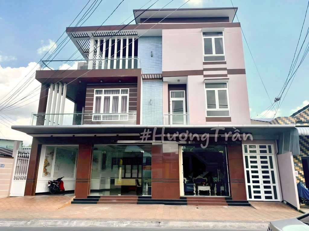 CHO THUÊ BIỆT THỰ 2 MẶT TIỀN ĐƯỜNG BÙI HỮU NGHĨA, BÌNH THỦY, CẦN THƠ, SÂN VƯỜN 3 TẦNG, NGANG 16M — ảnh 2