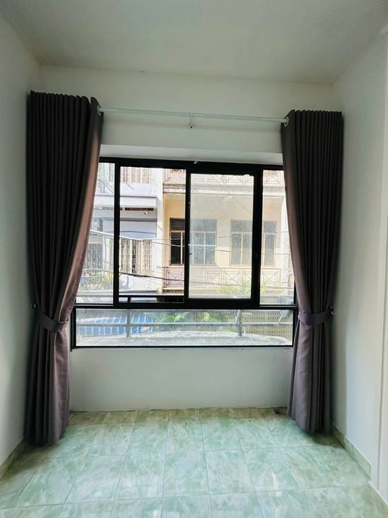 Cho thuê căn hộ Nguyễn Công Hoan Bình Thạnh, full nội thất, có gác, cửa sổ lầu 1, giá 5tr — ảnh 2