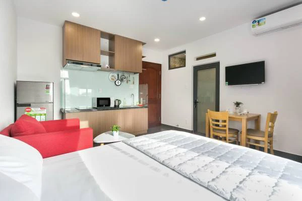 Cho thuê căn Studio Trường Sa Bình Thạnh, mới tinh ban công cực chill, gần Hàng Xanh — ảnh 2